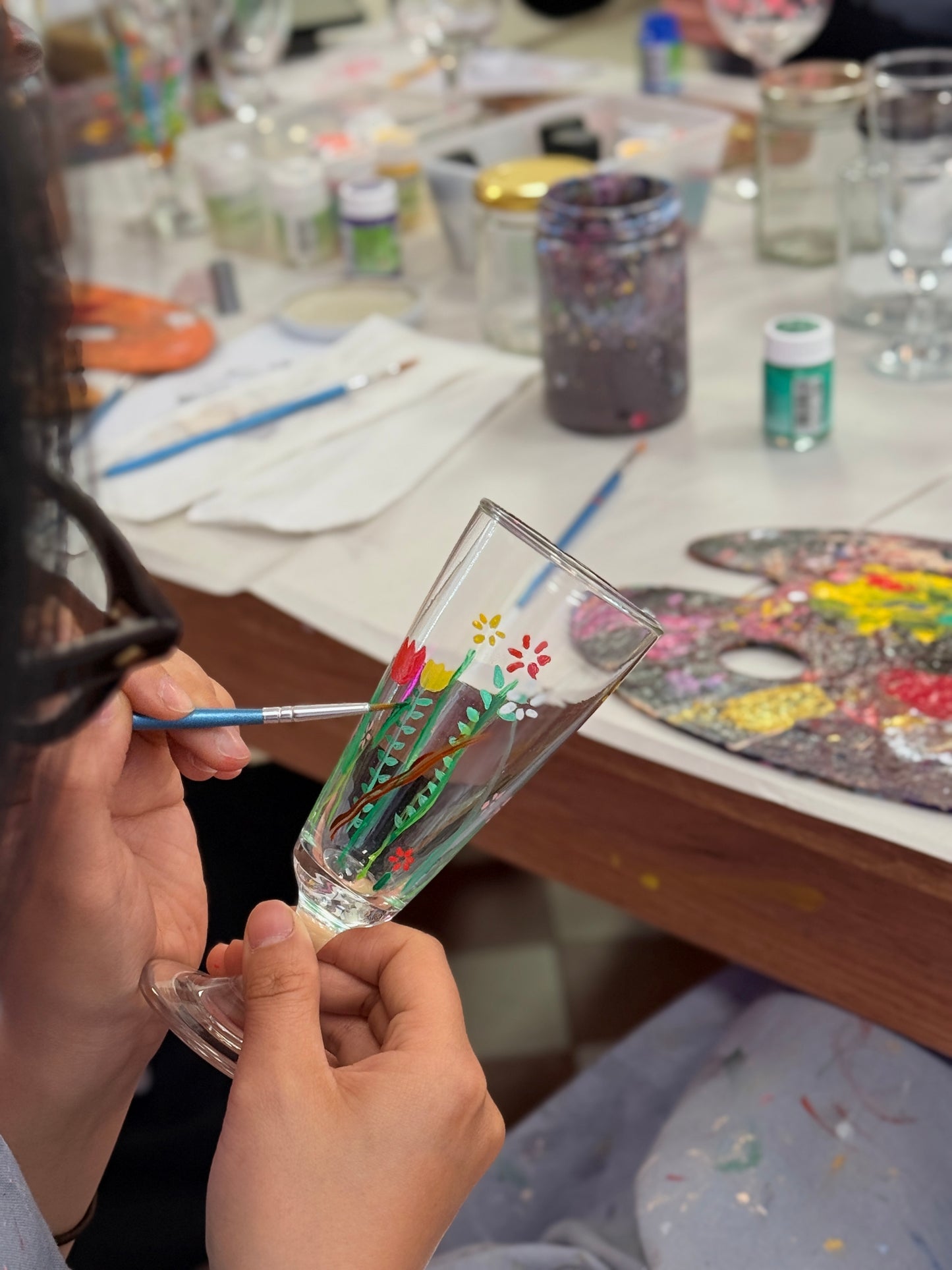 Upcycled glass painting 🥂
